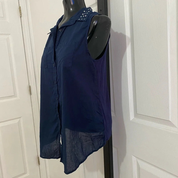 Angle Kiss Maternity Tank Top size Medium - Picture 4 of 6